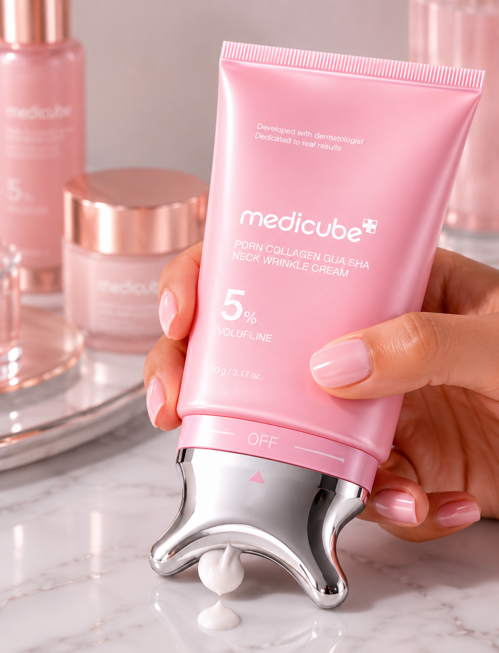 Luméra™ Sculpt & Smooth Neck Cream